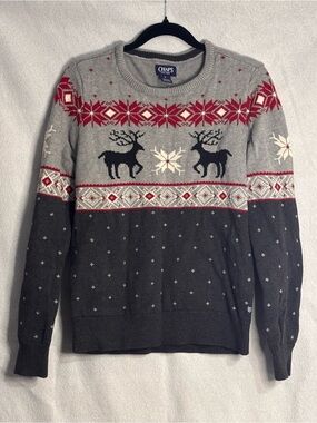 Chaps Men’s Gray, Black & Red Fair Isle Reindeer Crewneck Sweater